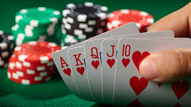 Bí quyết thông minh khi đặt cược game Poker Texas
