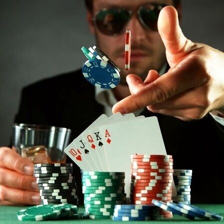 Cách tính xác xuất Poker – Cách tính toán cơ bản, hiệu quả