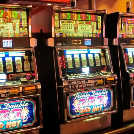 Slot machine – Máy đánh bạc hấp dẫn rất được yêu thích